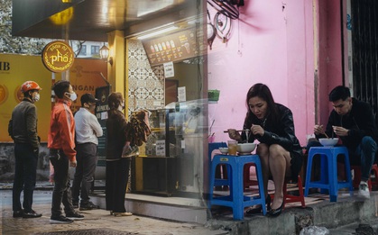 Phở đã bán, xôi đã mở, người Hà Nội mong lắm bữa quà sáng nóng hổi sau chuỗi ngày cách ly