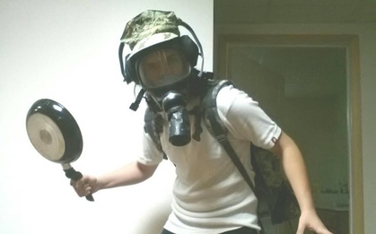 Từ siêu thực đến bá đạo, dân cosplay luôn biết cách biến PUBG thành chủ đề hóa trang có "1-0-2"
