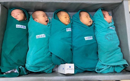 5 thiên thần nhỏ chào đời trong khu cách ly Bệnh viện Bạch Mai