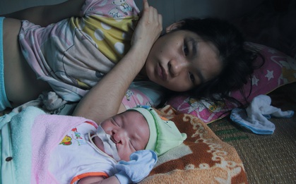 Xót cảnh bé trai 3 tháng tuổi không biết mặt bố, vừa chào đời đã mắc bệnh tim, hở hàm ếch sống bên người mẹ khù khờ