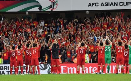 Đội tuyển Việt Nam xuất hiện trong cuộc bình chọn 10 bức ảnh nổi bật nhất ASIAN Cup 2019: Nhanh tay kéo "rank" thôi mọi người ơi!