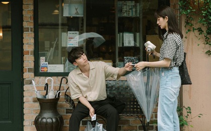 56 lần cầu hôn vẫn thua một câu "Anh đến muộn": Biết người ta thích mình nhưng không thể đáp lại cũng đau lắm!
