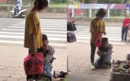 Xôn xao clip nam thanh niên khóc lóc, ôm ghì chân bạn gái giữa đường để níu kéo tình cảm: "Về với anh đi..."