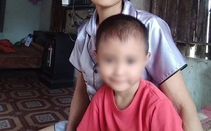 Bố cháu bé 5 tuổi tử vong ở Nghệ An nói về nam sinh lớp 11 nghi liên quan đến vụ án: "H. hay gọi cháu sang nhà chơi rồi mua xúc xích"