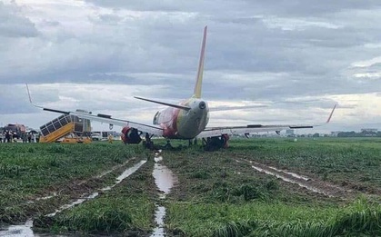 Điều tra sự cố máy bay trượt khỏi đường băng ở Tân Sơn Nhất
