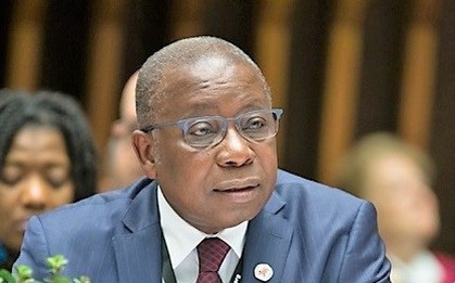 Bộ trưởng Y tế Ghana nhiễm Covid-19