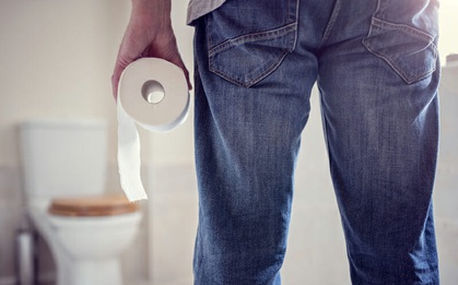 Cay cú vì bị ly hôn, vợ cũ lén bỏ thuốc xổ khiến chồng bị tiêu chảy suốt 1 năm liền