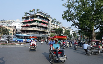 Có nên mạo hiểm đón khách quốc tế?