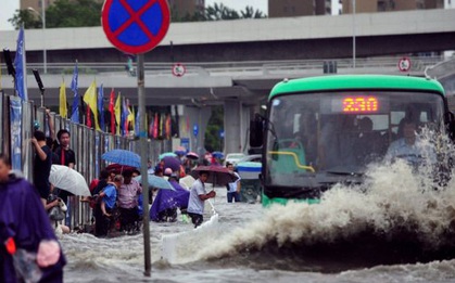 Trung Quốc: Mực nước ở 33 con sông phá kỷ lục lịch sử, dự báo thời tiết tiếp tục "u ám"