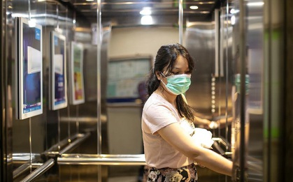 Ca “siêu lây nhiễm” Covid-19 ở Trung Quốc: Lây 71 người đi chung thang máy