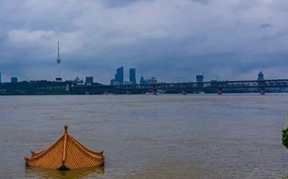 Lưu vực sông Trường Giang (Trung Quốc) tiếp tục mưa lớn đến 19/7