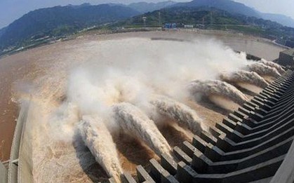 Động đất ở thượng nguồn đập Tam Hiệp