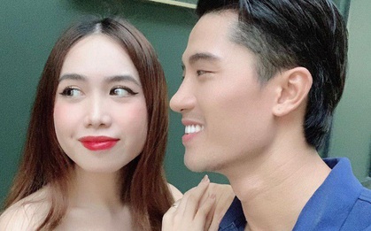 Hết làm thơ, Nguyễn Đạt (Người ấy là ai) còn thả thính Mina một cách lộ liễu nhưng hơi... sến
