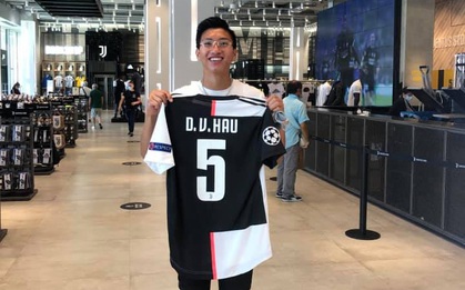 Đoàn Văn Hậu có trải nghiệm khó quên khi tới đại bản doanh của Juventus đúng vào giây phút đặc biệt của siêu sao Ronaldo