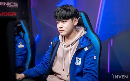 Phá game chưa đã lại còn rủ đồng đội troll game, tuyển thủ T1 bị phạt 20h lao động công ích