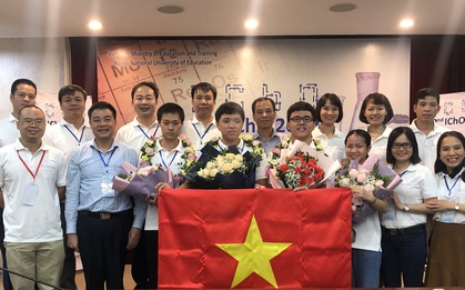 Việt Nam xuất sắc đoạt 4 Huy chương Vàng Olympic Hóa học quốc tế 2020
