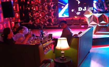 Hà Nội: Bắt quả tang cơ sở kinh doanh bóng cười trên phố Kim Mã