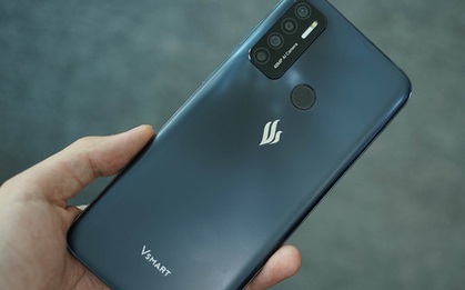 Trên tay Vsmart Live 4: Smartphone "Make in Vietnam" đầu tiên của VinSmart, cấu hình mạnh, giá bán hấp dẫn