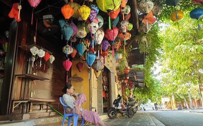 Thành phố Hội An ngày đầu "gỡ bỏ" cách ly toàn xã hội