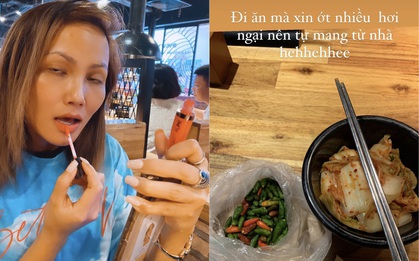 Sao phải khổ thế này: H'Hen Niê đi ăn mà không dám xin nhiều ớt nên mang luôn một bọc từ nhà đi?