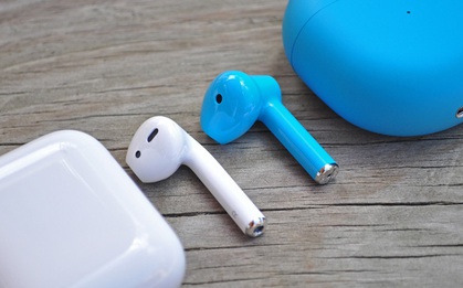 Tai nghe AirPods, Galaxy Buds Live, Xperia Ear và sự cố hy hữu của OnePlus: Sự khác biệt luôn nằm ở đẳng cấp