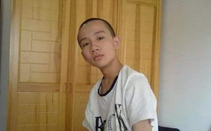 Cậu bé 3 năm học hết Tiểu học - Trung học, 14 tuổi học Đại học nhưng gặp phải bi kịch khiến cha mẹ thốt lên: Chỉ mong con là người bình thường