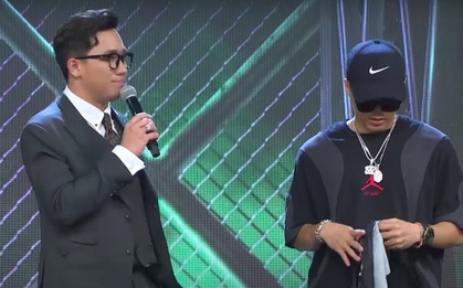 Rap Việt: Nhặt khăn trong lúc biểu diễn, "người quen của Binz" bị đánh giá thiếu chuyên nghiệp