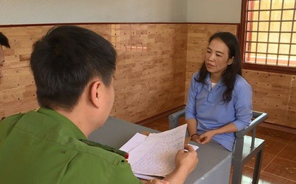 Chủ tịch huyện đưa cục trưởng dỏm gặp... giám đốc công an