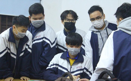 Nhiều nơi học sinh THPT quay lại trường