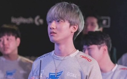 LMHT: Trong khi Faker còn đang ế chỏng chơ thì xạ thủ mỹ nam của Afreeca 3 năm làm liền 2 cháu, bảo sao T1 chẳng "toang"