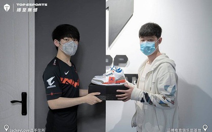 Siêu Xạ thủ JackeyLove chính thức tìm được bến đỗ mới, Suning Gaming chính thức 'hết hi vọng'