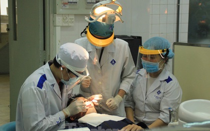 ĐH duy nhất ở TPHCM cho sinh viên đi học đã chuyển sang dạy trực tuyến, dời lịch thi