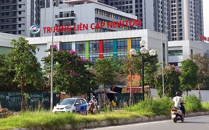 Chưa hết năm học, trường đã thông báo đóng phí giữ chỗ năm sau