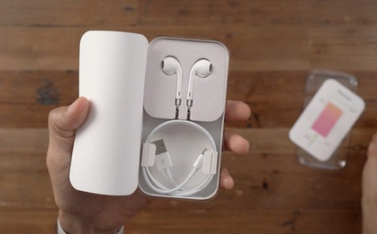 Apple có thể sẽ lại "vòi tiền" bằng cách bán iPhone 12 mà không có tai nghe EarPods đi kèm trong hộp