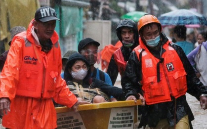 Philippines chật vật cứu hàng nghìn người dân bị cô lập vì nước lũ