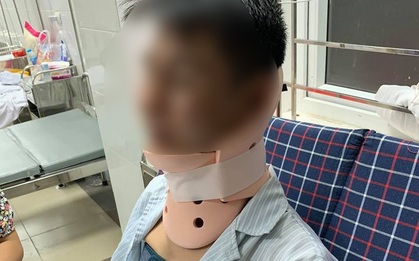 Hà Nội: Sau va chạm giao thông, người đàn ông vô cớ bị người lạ đánh “hội đồng” gãy xương sườn, đa chấn thương