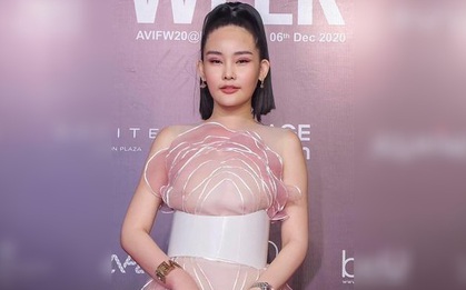 Lê Âu Ngân Anh khiến netizen hốt hoảng với gương mặt sưng húp, lên đồ lộ cả vùng nhạy cảm trên thảm đỏ?