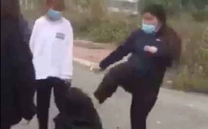 Vụ nữ sinh ở Hà Nội bị đánh dã man: Chỉ vì không ưa mắt, khó coi nên xông vào đánh