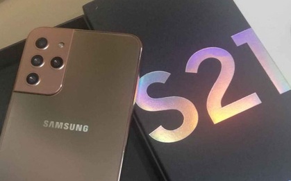 Cẩn thận trước Galaxy S21 hàng "chính hãng Quảng Châu": Nhìn qua thì tưởng thật, soi kỹ mới thấy trông như một trò đùa!