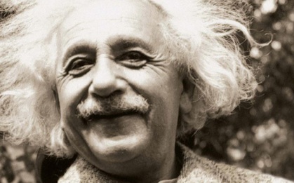Newton đã làm thế nào để khám phá ra định luật hấp dẫn? Lý giải của thiên tài Einstein khiến ai cũng gật gù: Hóa ra đây chính là thứ duy nhất có thể khiến một người trở nên vĩ đại