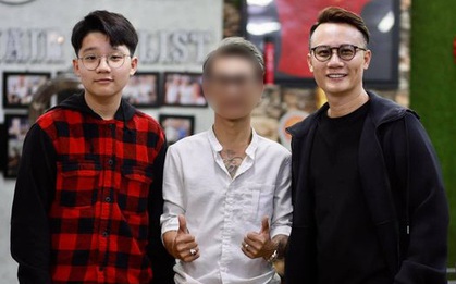 Mới ngày nào còn bé xíu trên TV, Tê Giác giờ đã cao vượt bố Hoàng Bách lúc nào không hay
