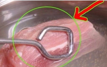 Chuyên gia chỉ cách rửa thịt lợn đúng "chuẩn", loại hết chất độc hại