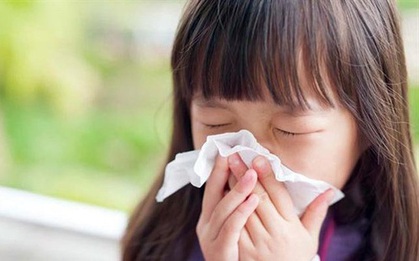 Thói quen nhiều mẹ Việt mắc khiến con ngày càng kháng kháng sinh