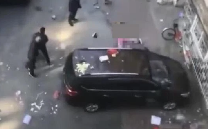 Đoạn video vợ chồng cãi vã rồi ném con qua cửa sổ gây sợ hãi tột độ, người dân tiết lộ một câu chuyện hoàn toàn khác