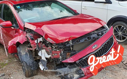 Ngân hàng phát mại xe Kia Cerato 2018 "nát bét" giá 338 triệu đồng