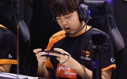 Liên Quân Mobile: ADC try-hard cực căng cùng Team Flash, quyết tâm trở lại tại AIC 2021
