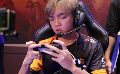 ADC lên tiếng về vấn nạn nhức nhối của rank Việt: Hack map tràn lan, kỹ năng cao vẫn hack như thường!