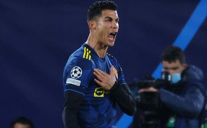 Bàn thắng đưa MU vào knock-out Champions League giúp Ronaldo lập thêm kỷ lục