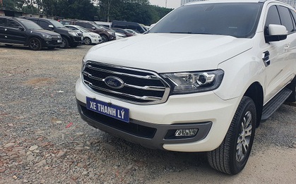 Khách hàng bất ngờ bị ngân hàng thu giữ xe ô tô mà không được báo trước, NHNN nói gì?