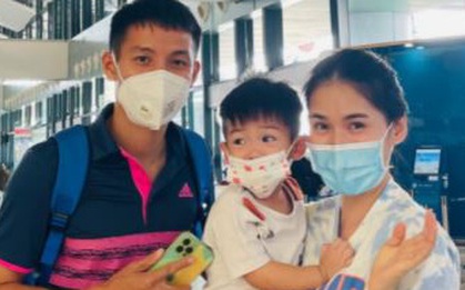 Đỗ Hùng Dũng lên đường hội quân ĐT Việt Nam: Con trai khóc hết nước mắt khi tiễn bố tại sân bay